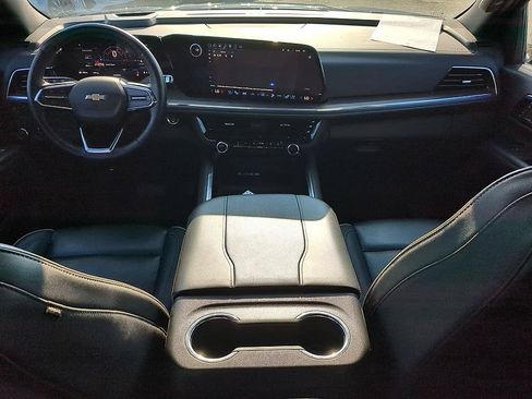 Certified 2025 Chevrolet Tahoe Premier AWD/4WD image 30