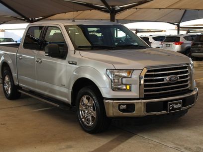Used 2015 Ford F150 XLT w/ Equipment Group 301A Mid