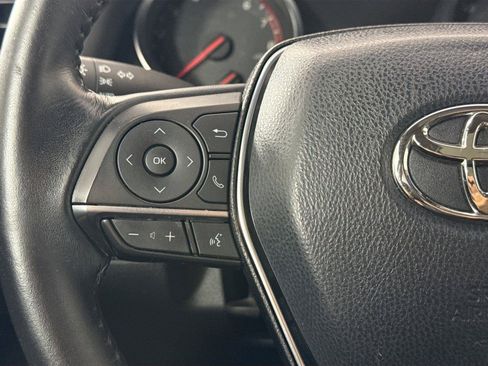 Used 2018 Toyota Camry XSE FWD image 17