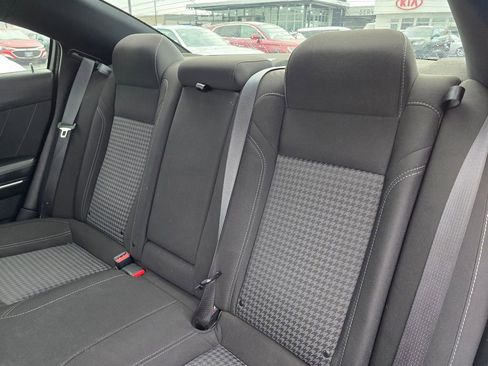 Used 2021 Dodge Charger SXT w/ Driver Convenience Group image 19