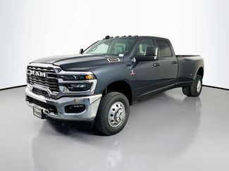 New 2026 RAM 3500 Tradesman w/ Chrome Appearance Group AWD/4WD video 3