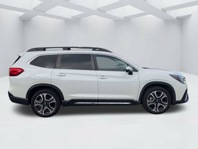 Used 2023 Subaru Ascent Limited AWD/4WD image 3
