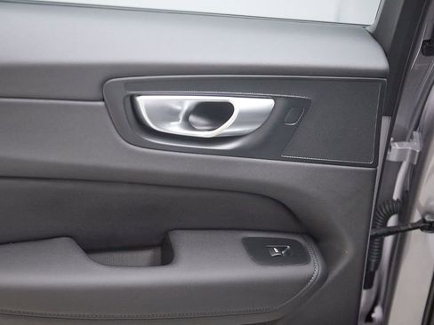 New 2026 Volvo XC60 B5 Plus w/ Protection Package Premier image 20