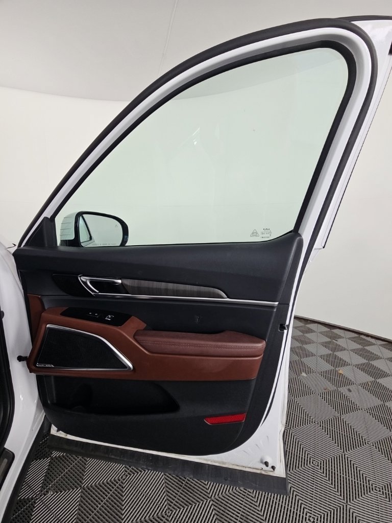 Used 2023 Kia Telluride SX Prestige AWD/4WD image 23
