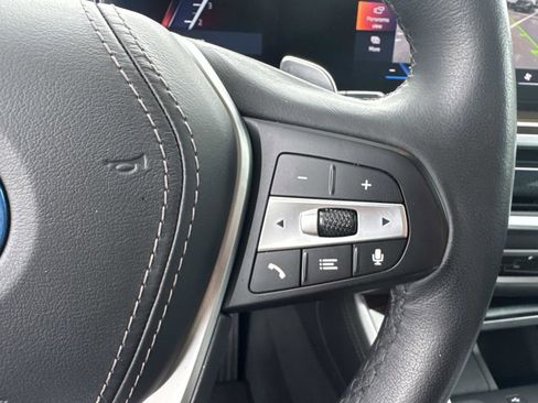 Used 2024 BMW X5 xDrive50e image 28