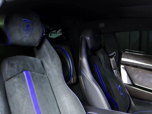 Used 2016 Lamborghini Aventador LP 750-4 Superveloce AWD/4WD image 24