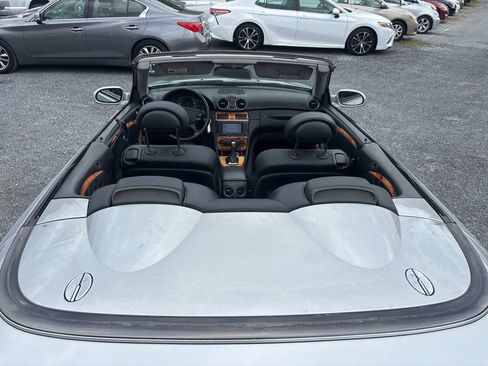 Used 2005 Mercedes-Benz CLK 320 Cabriolet image 11