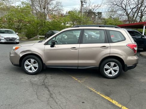 Used 2015 Subaru Forester 2.5i w/ Alloy Wheel Package AWD/4WD image 2