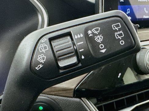 Used 2020 Ford Escape Titanium AWD/4WD image 14