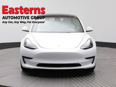 Used 2023 Tesla Model 3 Standard Range RWD image 2