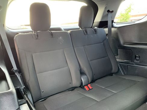 Used 2020 Ford Explorer XLT image 20