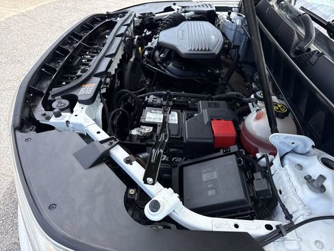 Used 2019 GMC Acadia SLT FWD image 44