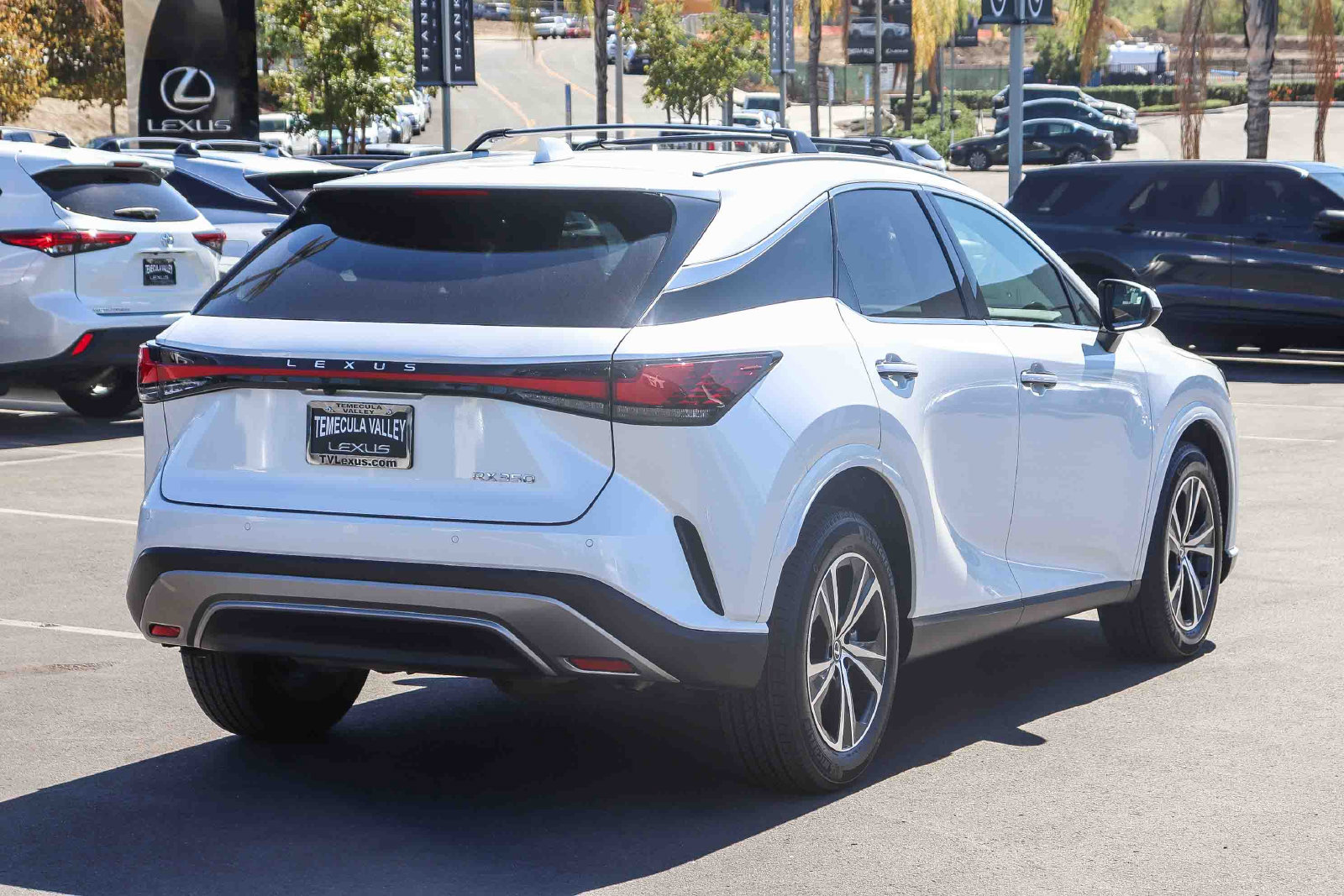 Certified 2025 Lexus RX 350 FWD w/ Technology Package image 7