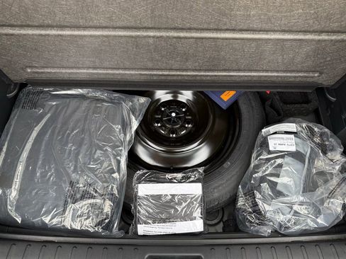 Certified 2025 Hyundai Tucson SEL image 27