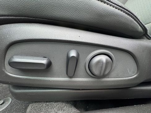 Used 2023 Buick Encore GX Select w/ Experience Buick Package image 26