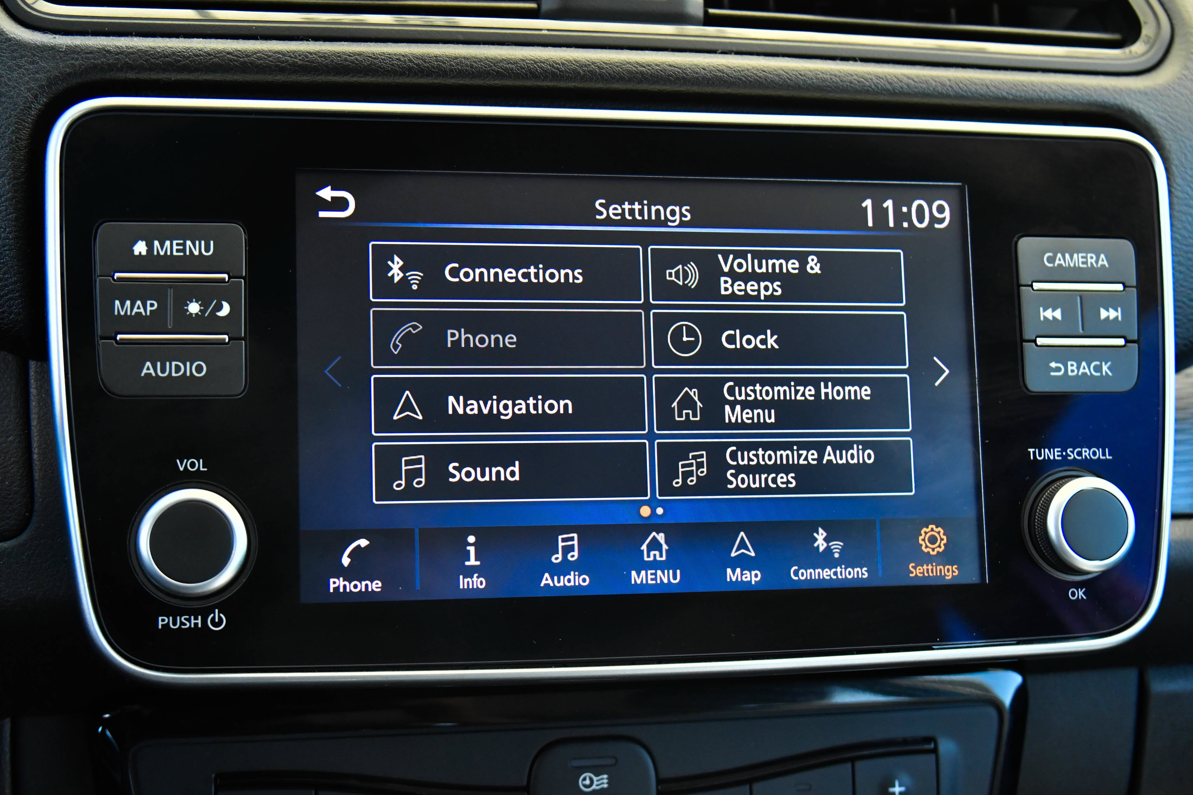 Used 2025 Nissan Leaf SV Plus FWD image 24