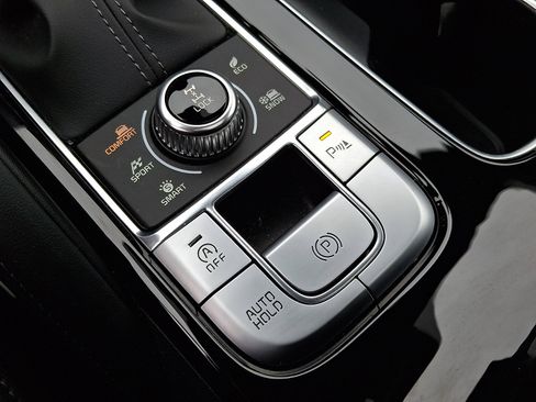 Used 2025 Kia Telluride EX X-Line image 25