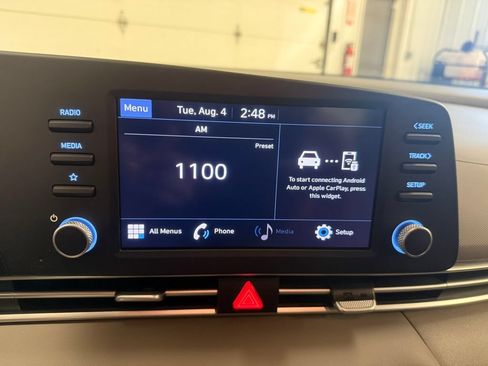 Used 2023 Hyundai Elantra SE FWD image 34