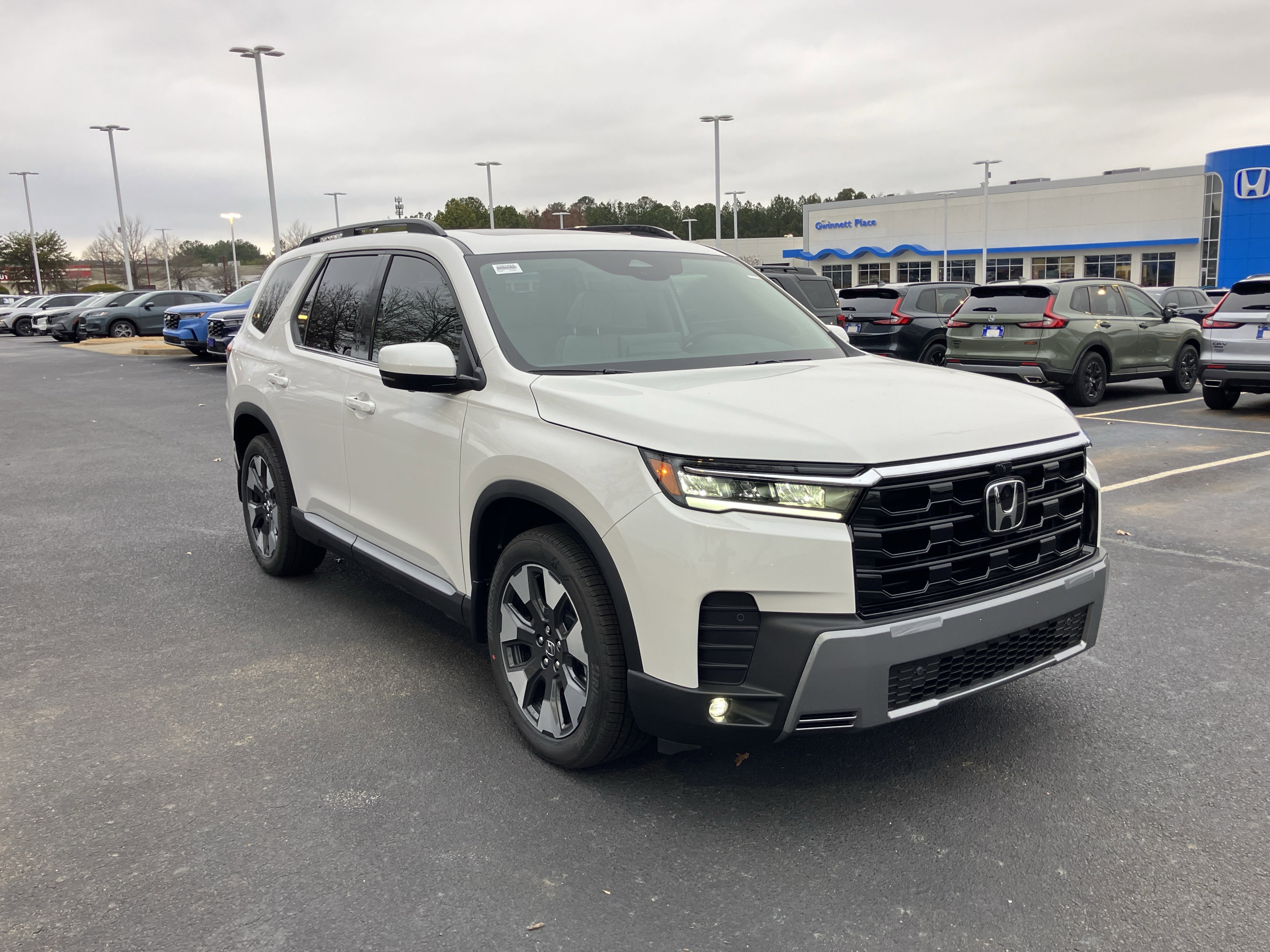 New 2026 Honda Pilot Elite image 2
