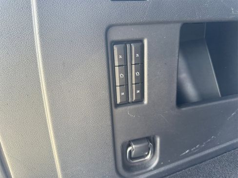 Used 2024 Lincoln Navigator Premiere image 20