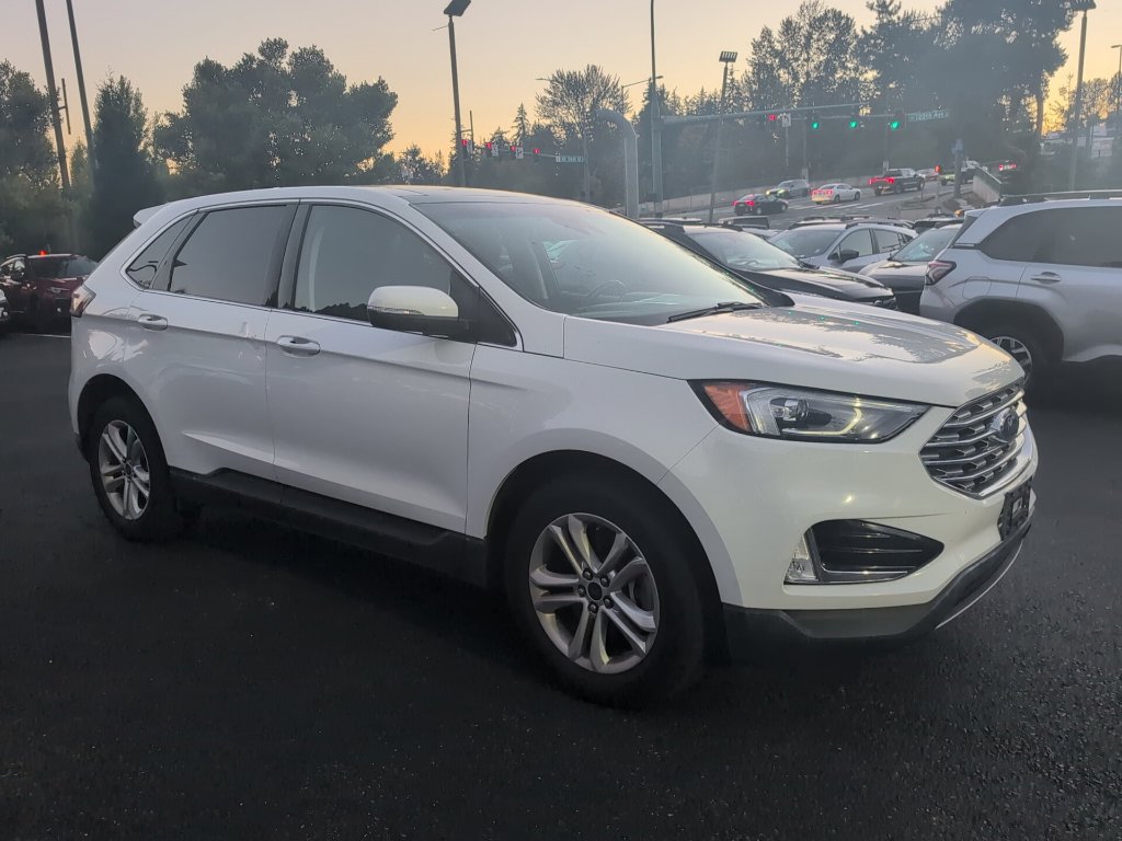 Used 2019 Ford Edge SEL w/ Equipment Group 201A AWD/4WD image 3