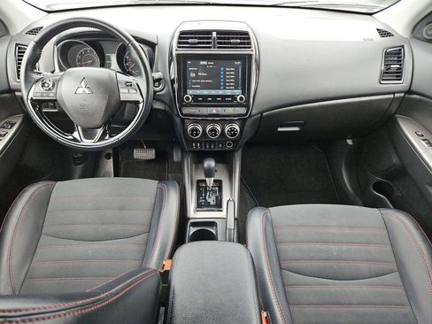 Used 2025 Mitsubishi Outlander Sport SE AWD/4WD image 19