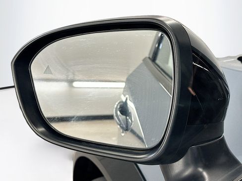 Used 2024 Nissan Ariya AWD image 16