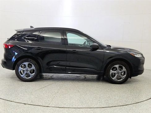 Used 2023 Ford Escape ST-Line w/ Tech Pack #1 AWD/4WD image 8