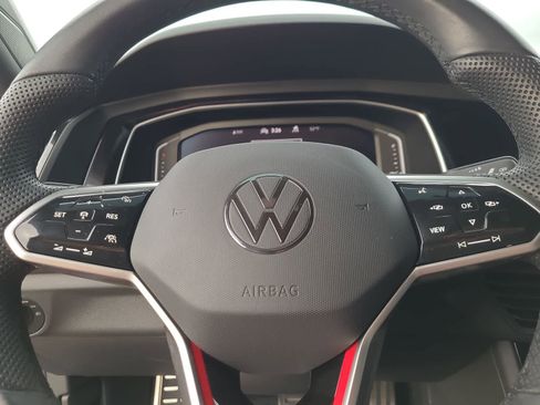 Used 2024 Volkswagen Jetta GLI 40th Anniversary Edition image 23