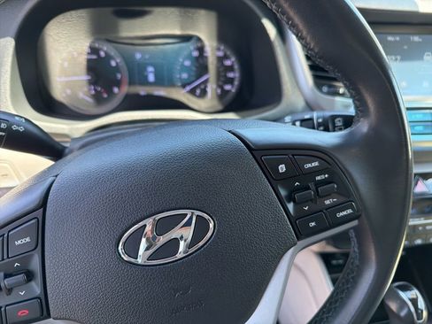 Used 2018 Hyundai Tucson Value AWD/4WD image 21