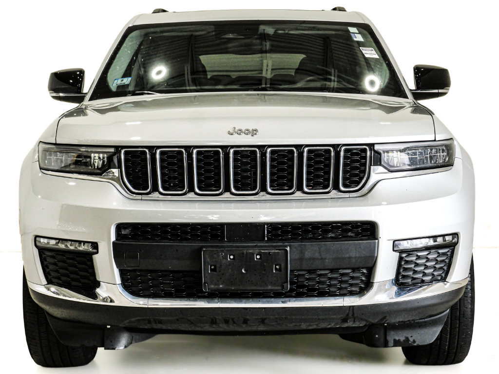 Used 2022 Jeep Grand Cherokee L Limited AWD/4WD image 2