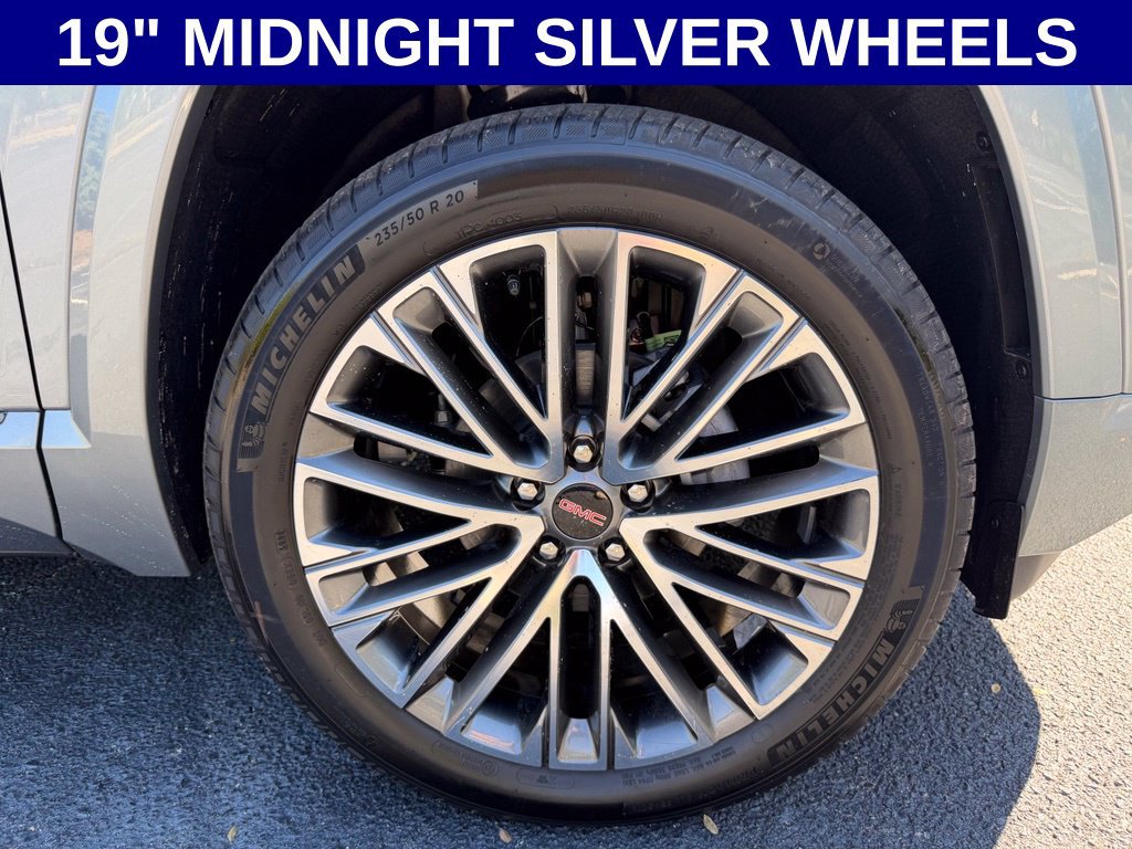 New 2027 GMC Terrain Denali w/ LPO, Floor Liner Package AWD/4WD image 8