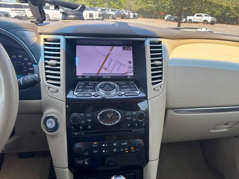 Used 2013 INFINITI FX37 AWD w/ Premium Pkg image 29