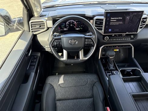Used 2024 Toyota Tundra Limited image 15