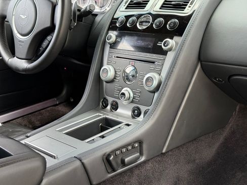 Used 2011 Aston Martin DB9 Coupe RWD image 22