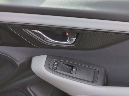 Used 2025 Subaru Outback Premium w/ Popular Package #1A image 40