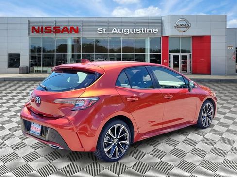 Used 2019 Toyota Corolla XSE FWD image 2