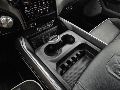 Used 2025 RAM 1500 Laramie w/ Night Edition image 27