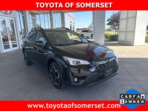 Used 2023 Subaru Crosstrek 2.5i Limited w/ Moonroof Package AWD/4WD image 1