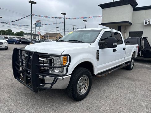 Used 2017 Ford F350 XL AWD/4WD image 2