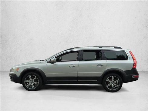 Used 2014 Volvo XC70 T6 AWD/4WD image 9