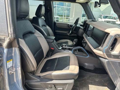 Used 2023 Ford Bronco Wildtrak AWD/4WD image 33