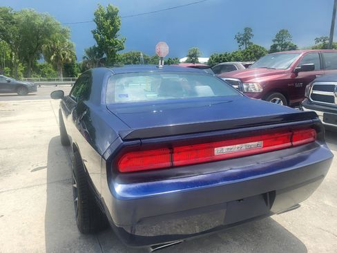 Used 2013 Dodge Challenger R/T RWD image 36