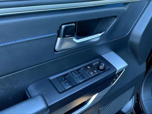 Used 2024 Toyota Tundra Platinum image 31