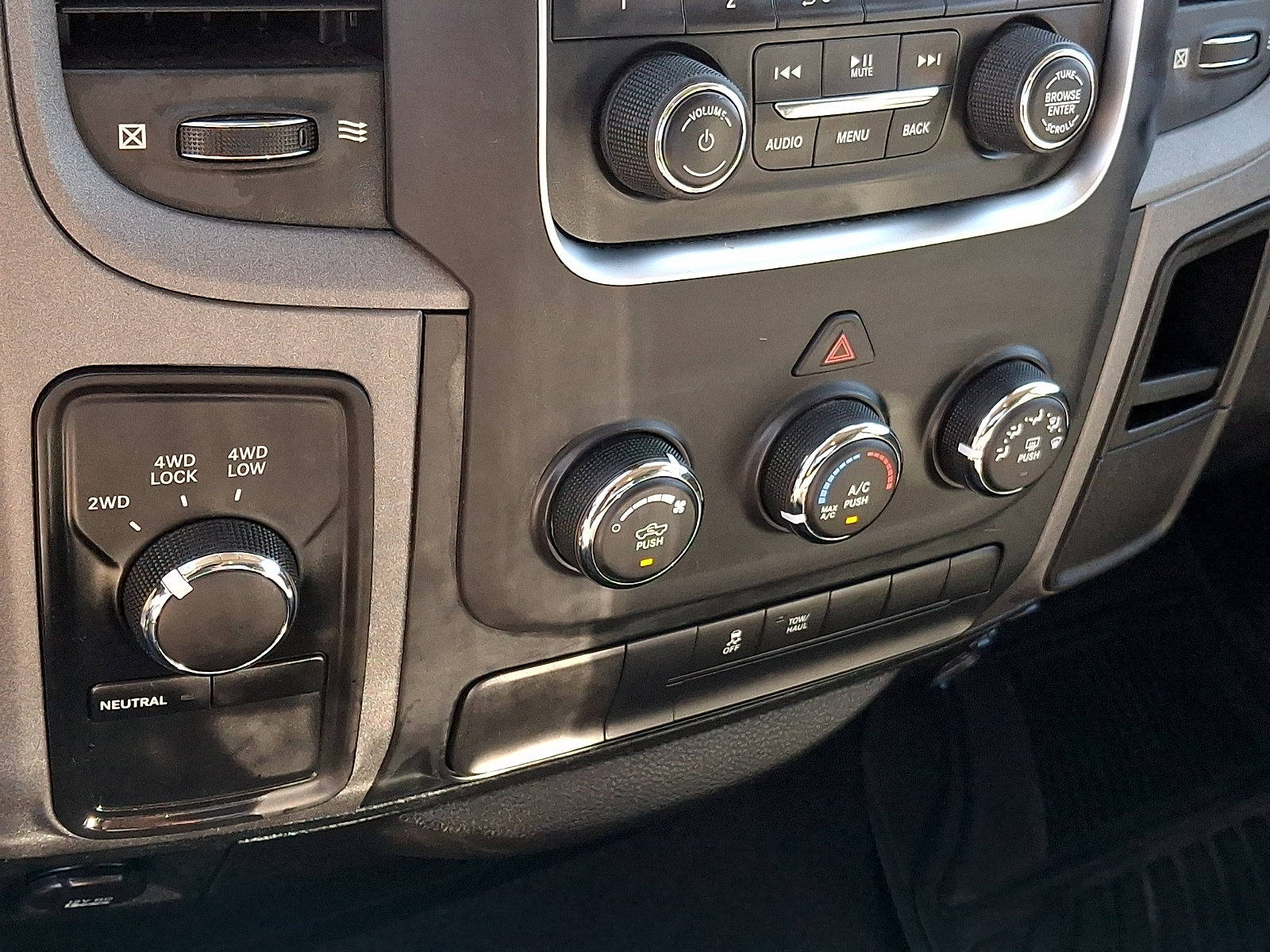 Used 2013 RAM 1500 Express AWD/4WD image 16