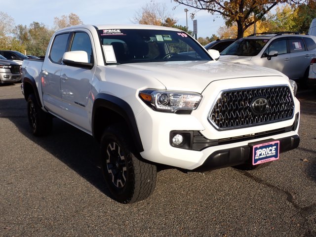 Used 2019 Toyota Tacoma TRD Off-Road AWD/4WD image 6