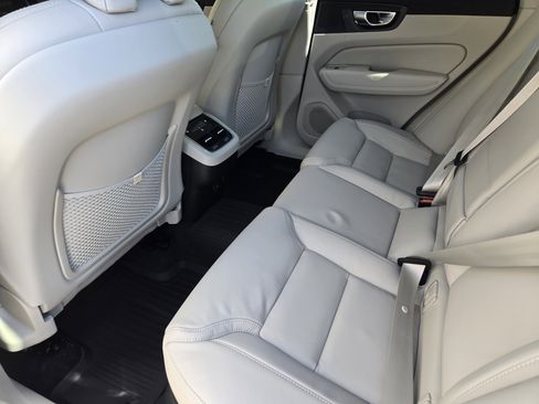 New 2026 Volvo XC60 B5 Ultra w/ Protection Package Premier image 34