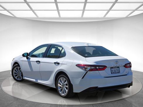 Used 2024 Toyota Camry LE FWD image 5