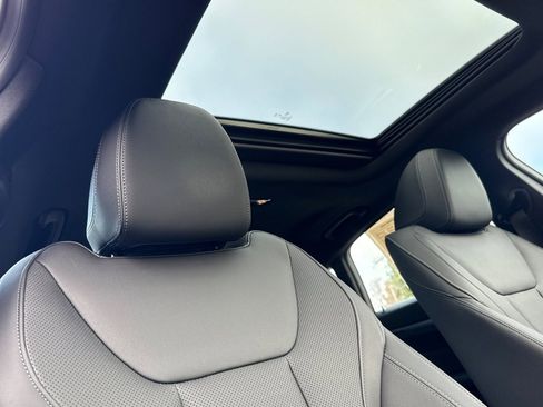 Certified 2025 BMW i4 xDrive40i w/ M Sport Package image 20