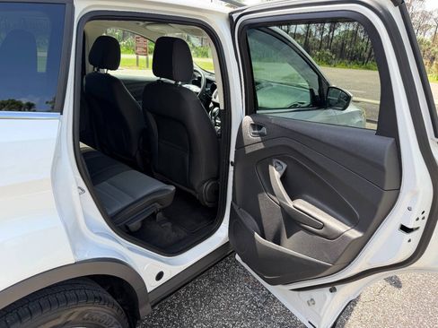 Used 2014 Ford Escape SE AWD/4WD image 20